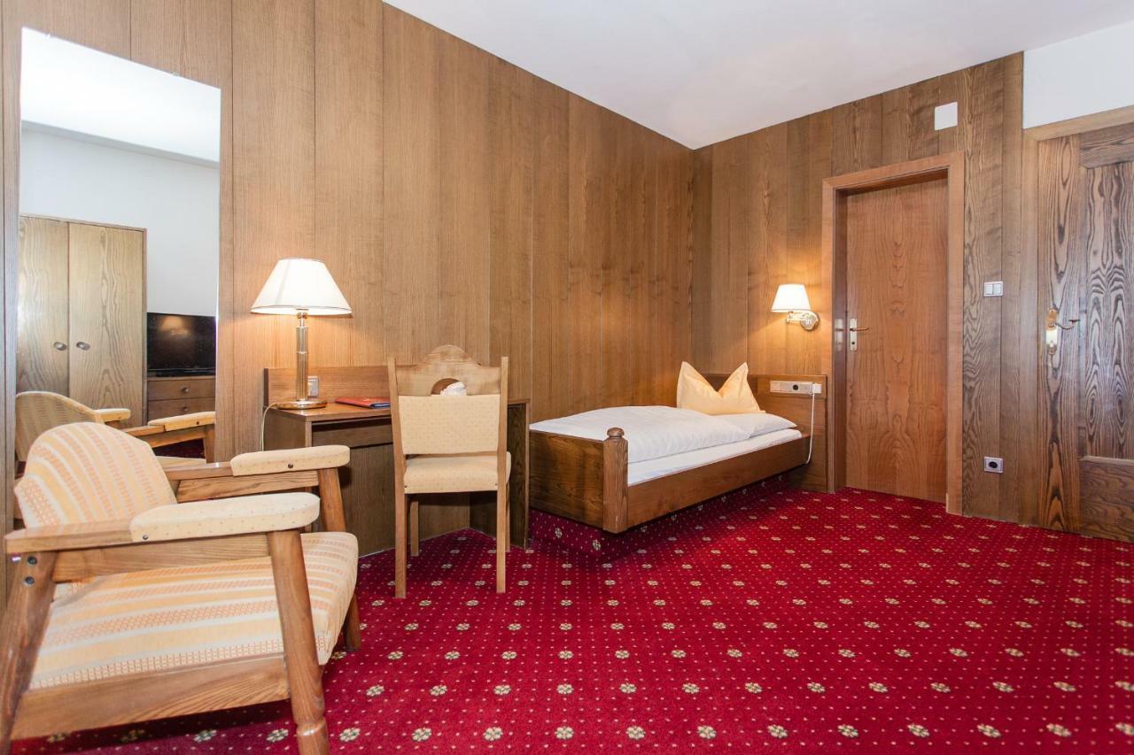 Hotel Am Wolfgrubenersee Oberbozen Exteriör bild